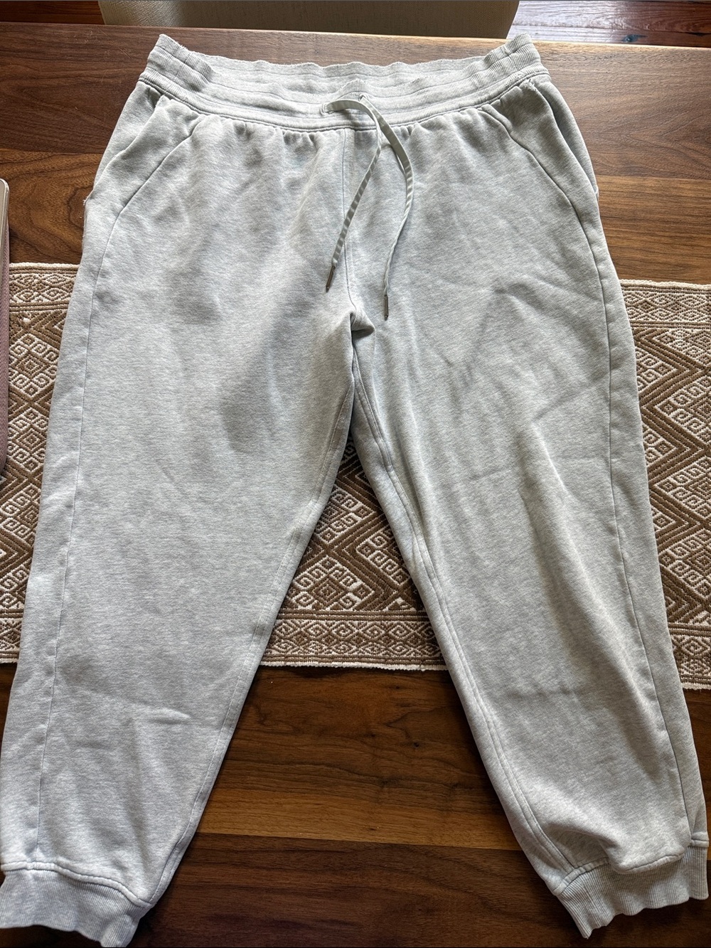 Lululemon Light Gray Scuba Jogger Sweatpants